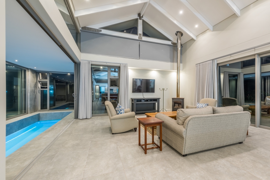 5 Bedroom Property for Sale in Pinnacle Point Golf Estate Western Cape